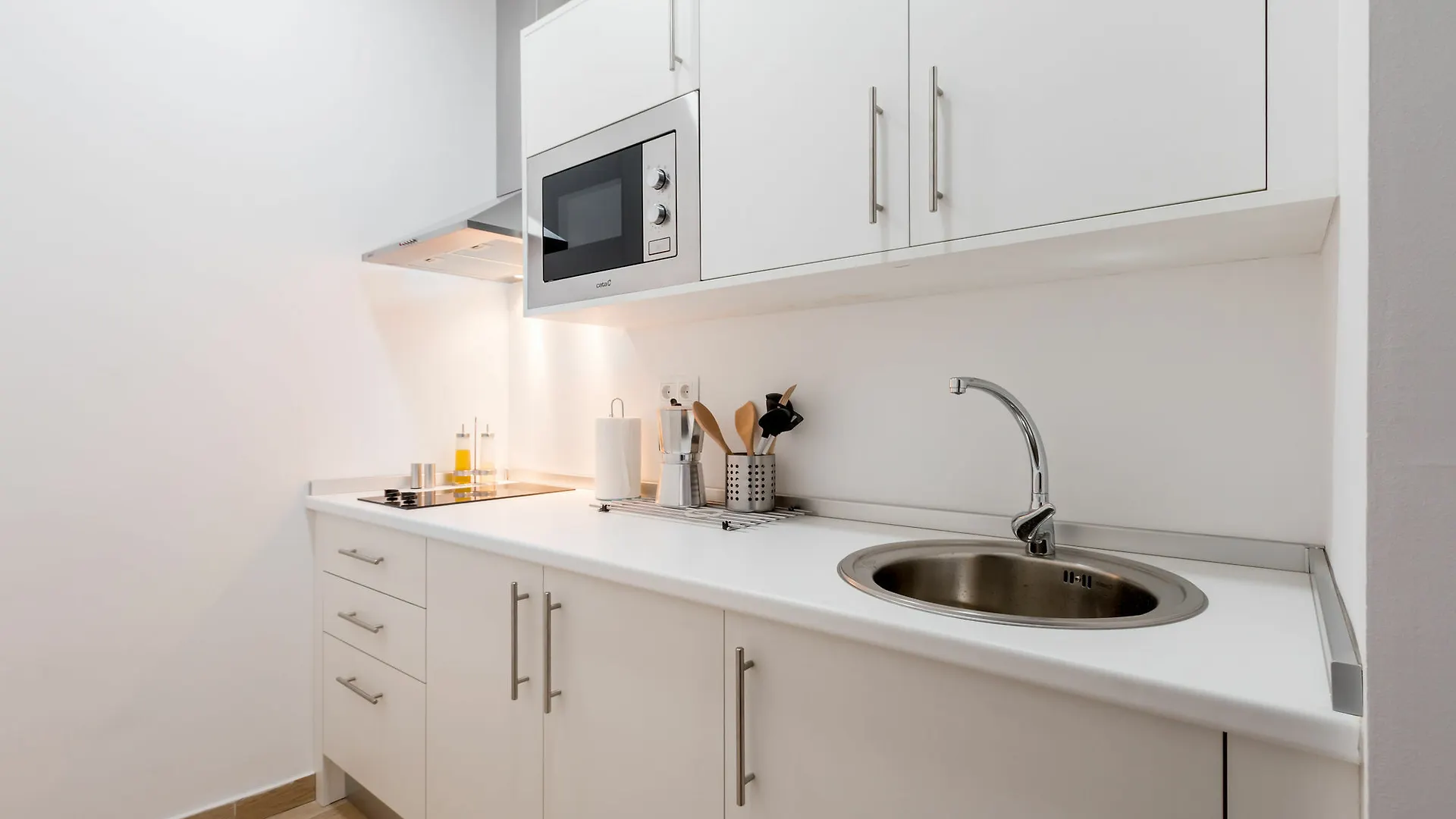 Apartamentos Puerta Nueva Granada